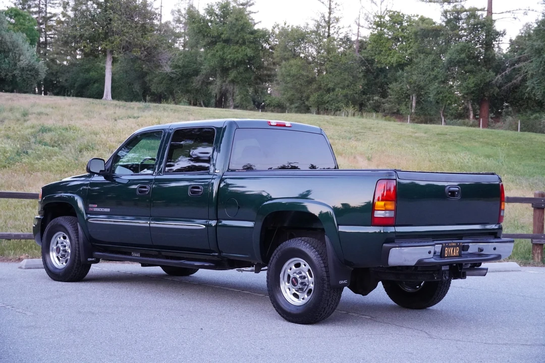 2003 GMC Sierra Heavy Duty 2nd Gen - Image 17 of 31
