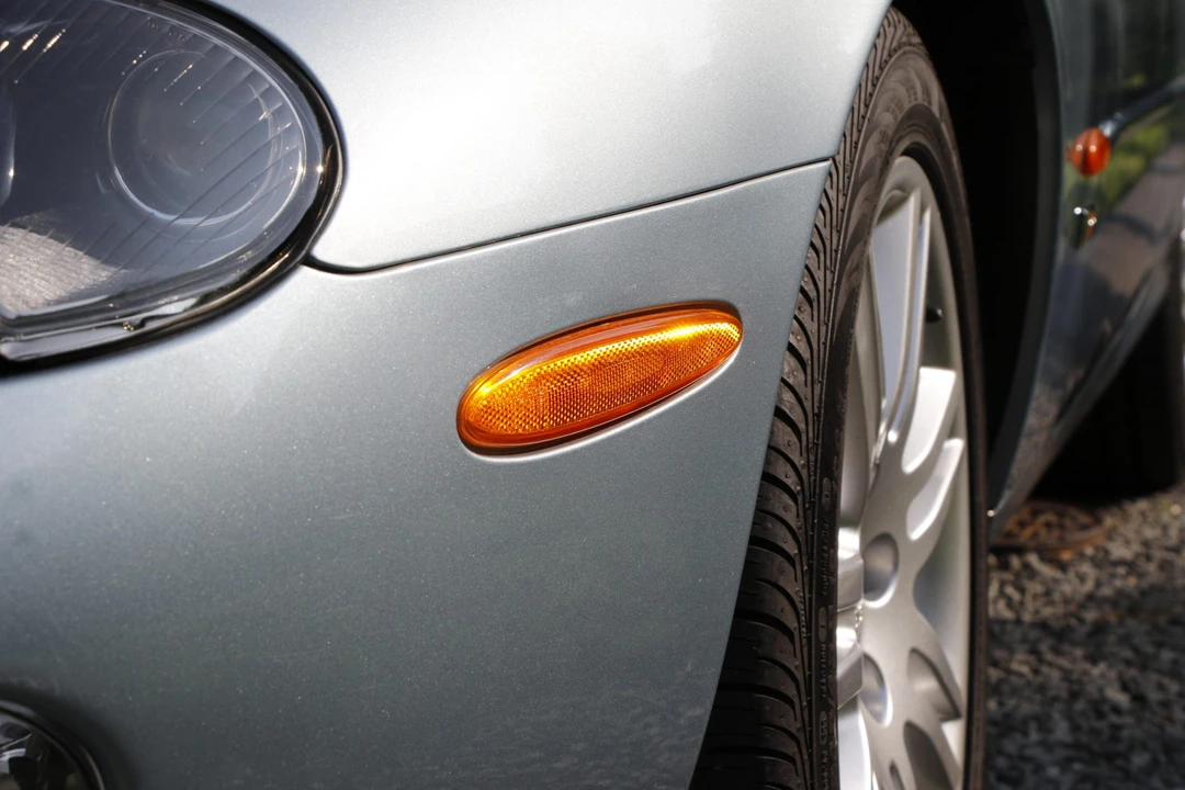 2003 Jaguar X100 XKR - Image 24 of 31