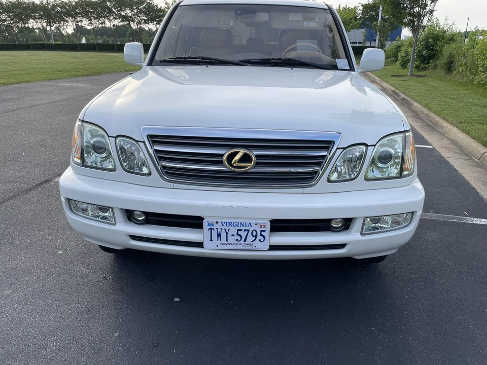 2003 Lexus LX 2nd Gen - Image 31 of 31