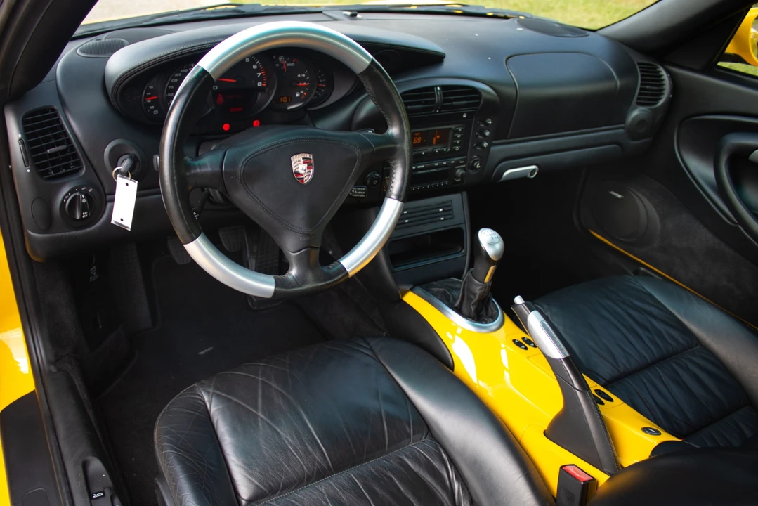 2003 Porsche 996 Turbo - Image 16 of 31