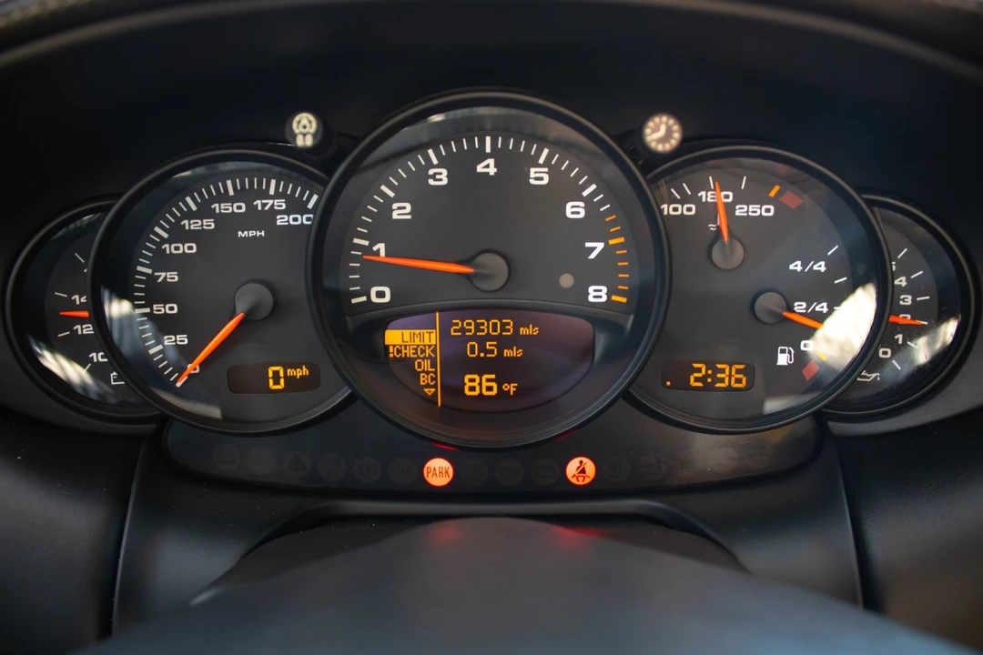2003 Porsche 996 Turbo - Image 18 of 31