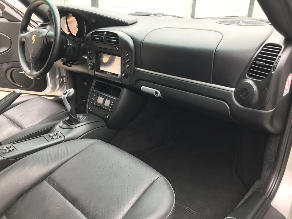 2003 Porsche 996 Turbo - Image 28 of 31