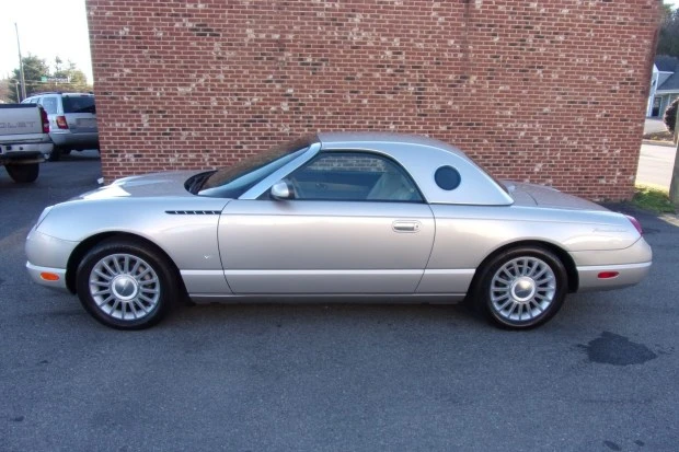 2004 Ford Thunderbird 11th Gen - Image 3 of 7