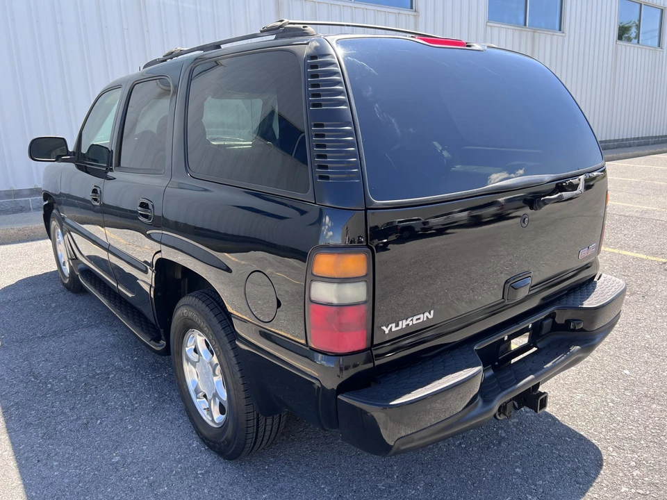 2004 GMC Yukon 2nd Gen - Image 20 of 31