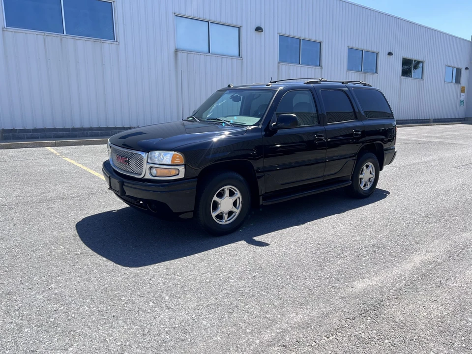 2004 GMC Yukon 2nd Gen - Image 7 of 31