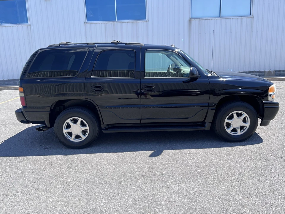 2004 GMC Yukon 2nd Gen - Image 31 of 31