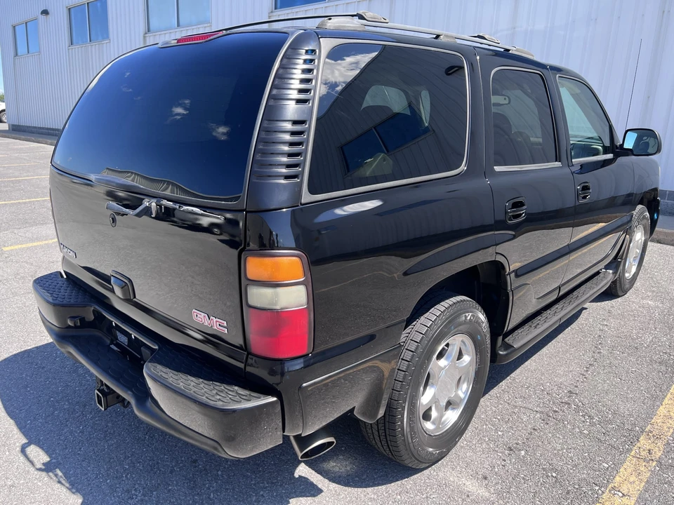 2004 GMC Yukon 2nd Gen - Image 26 of 31