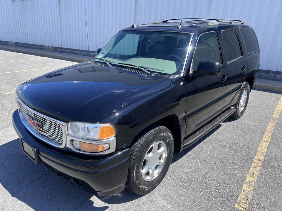 2004 GMC Yukon 2nd Gen - Image 4 of 31