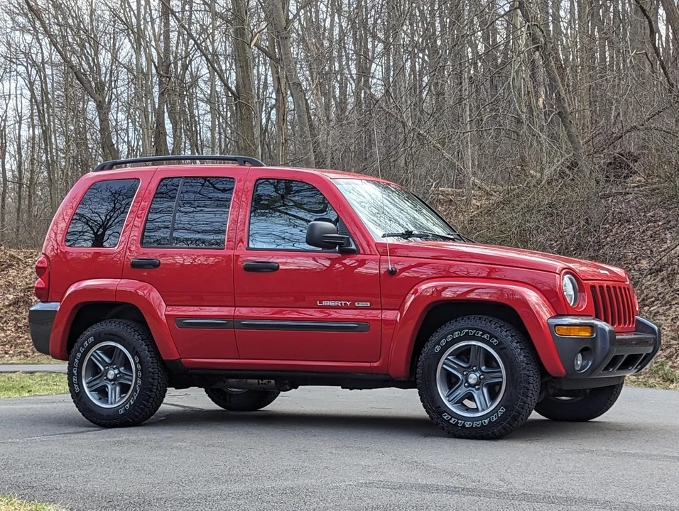 2004 Jeep KJ Liberty - Image 15 of 31