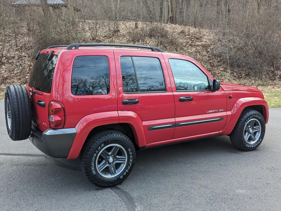 2004 Jeep KJ Liberty - Image 23 of 31