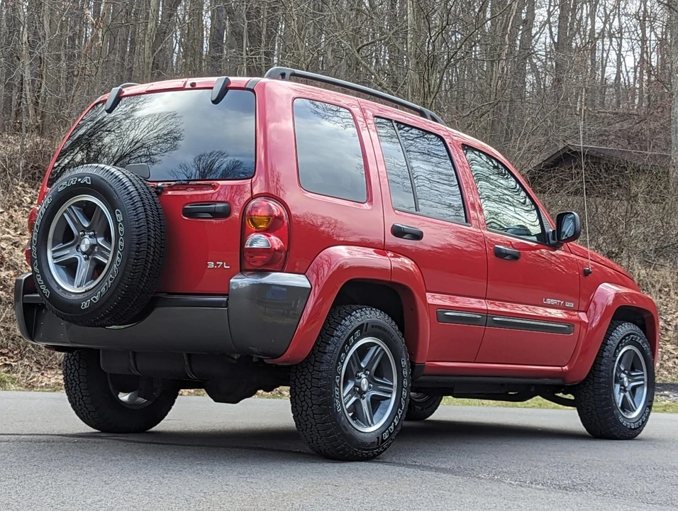 2004 Jeep KJ Liberty - Image 24 of 31