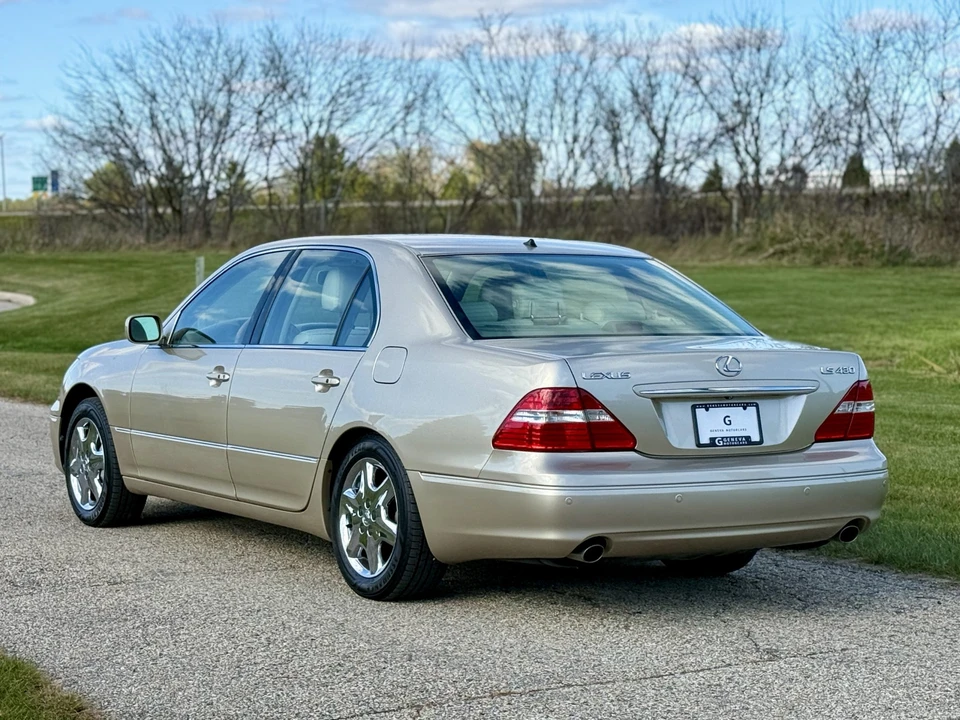 2004 Lexus LS 3rd Gen - Image 7 of 31