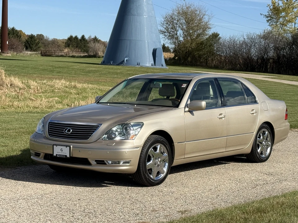 2004 Lexus LS 3rd Gen - Image 6 of 31