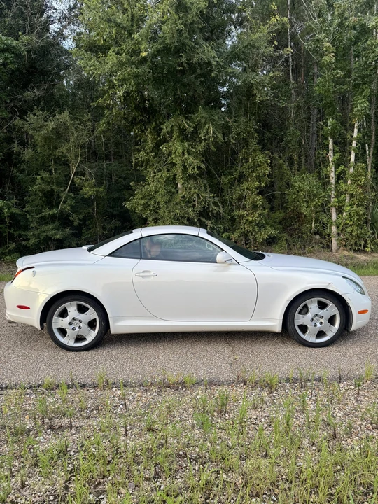 2004 Lexus SC430 - Image 3 of 31