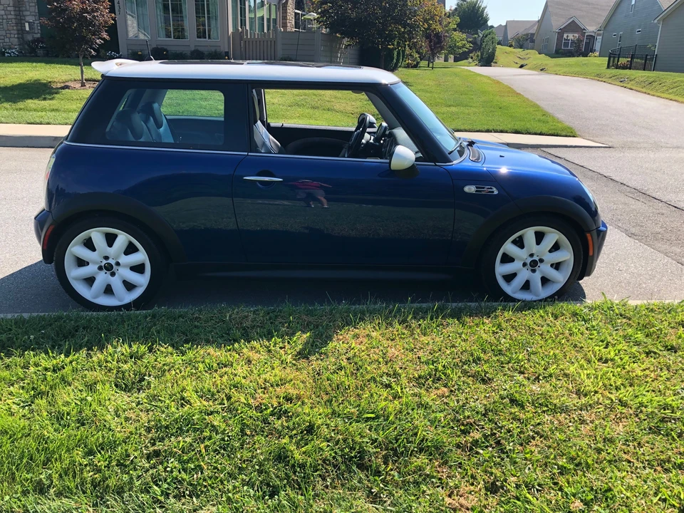 2004 Mini Mini Cooper S 1st Gen - Image 6 of 31