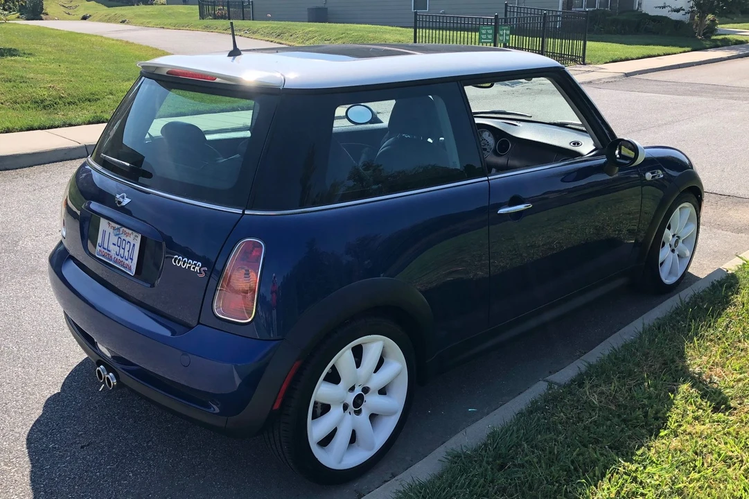 2004 Mini Mini Cooper S 1st Gen - Image 8 of 31