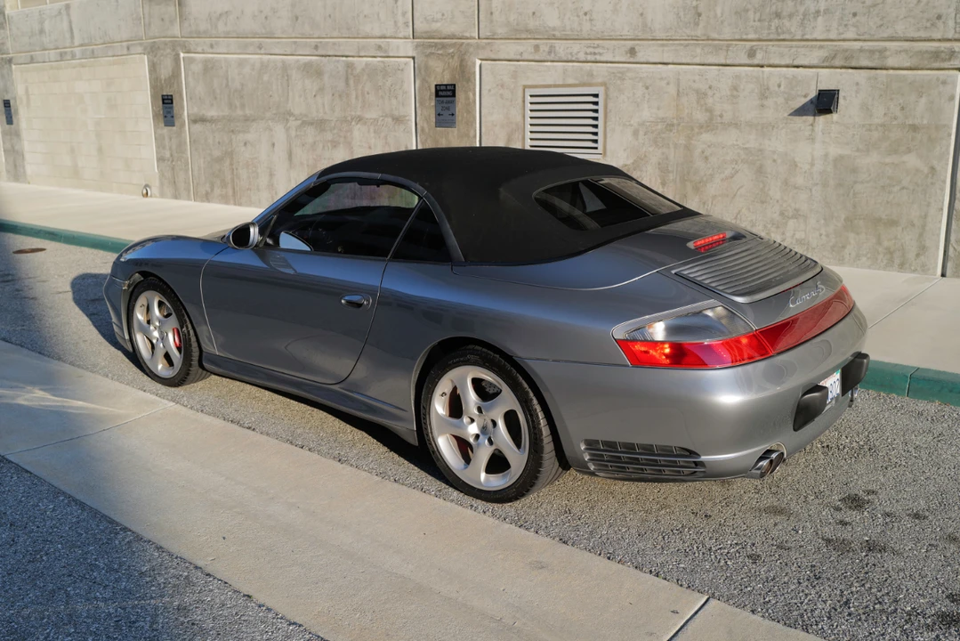 2004 Porsche 996 Carrera 4S - Image 11 of 31
