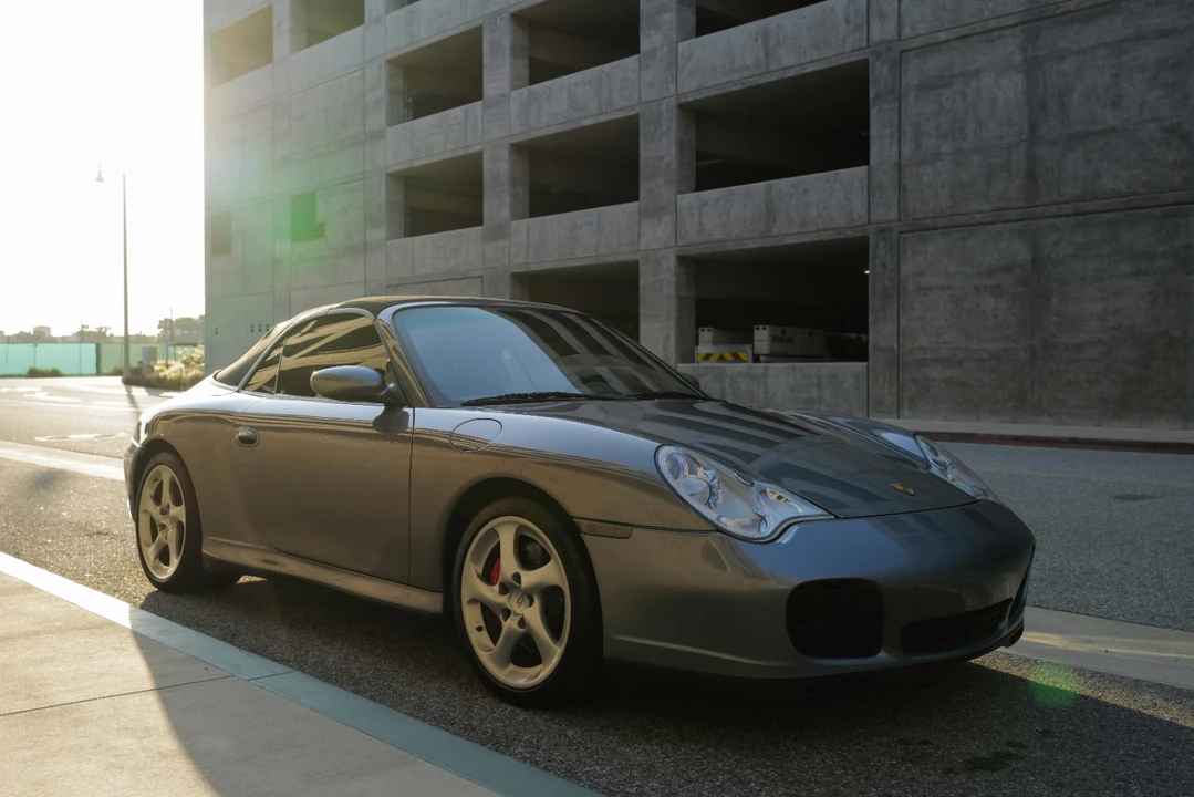 2004 Porsche 996 Carrera 4S - Image 19 of 31