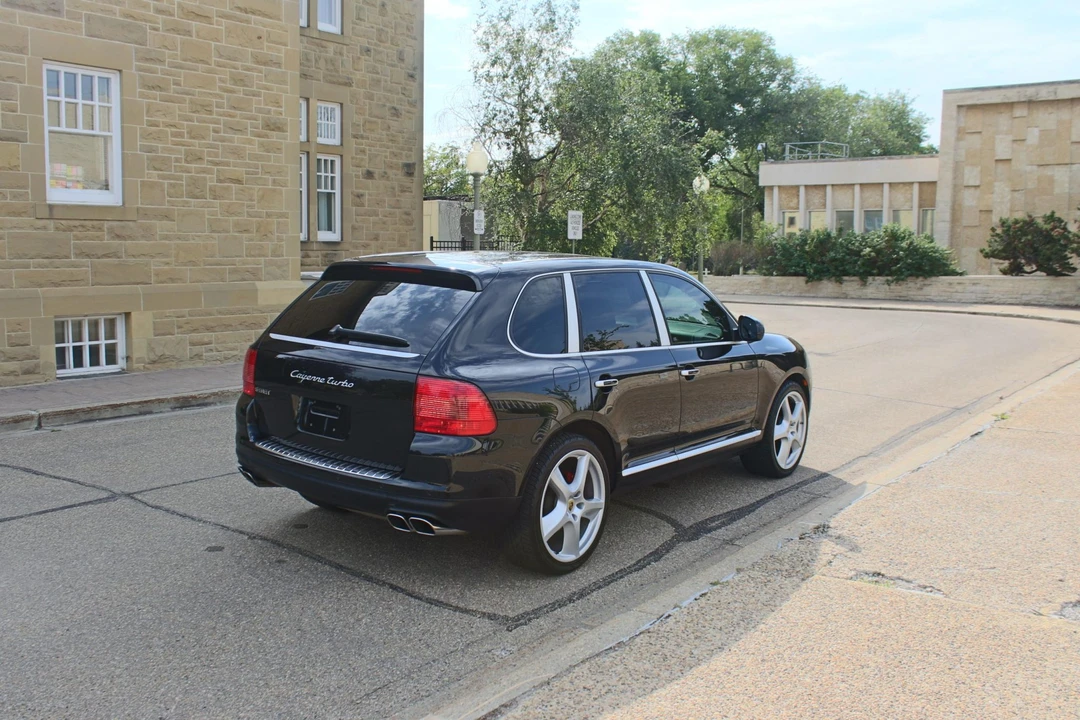 2004 Porsche 955/957 Cayenne Turbo - Image 17 of 31