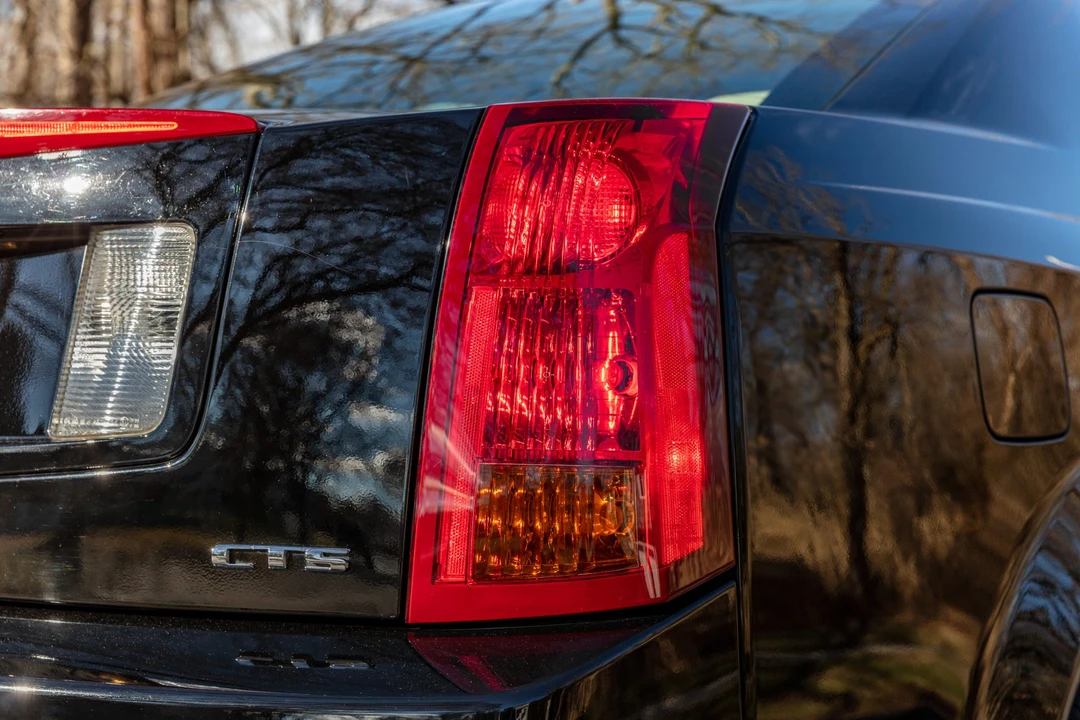 2005 Cadillac CTS-V 1st Gen - Image 14 of 31