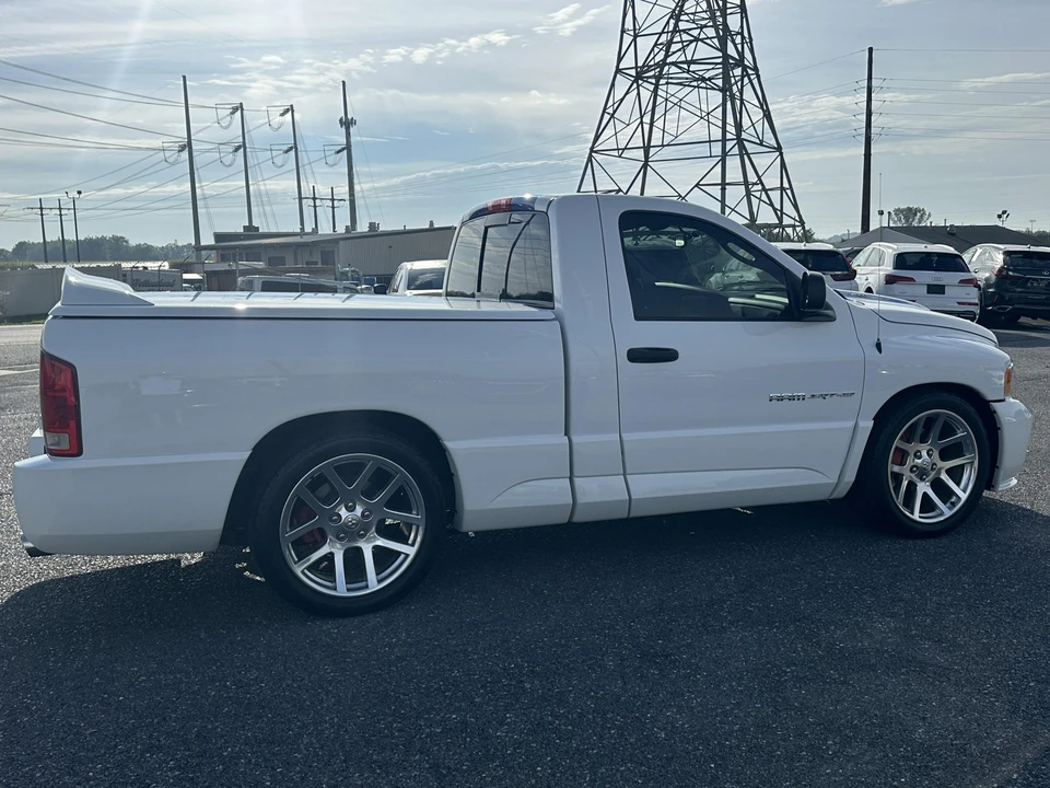 2005 Dodge Ram SRT-10 3rd Gen - Image 11 of 31