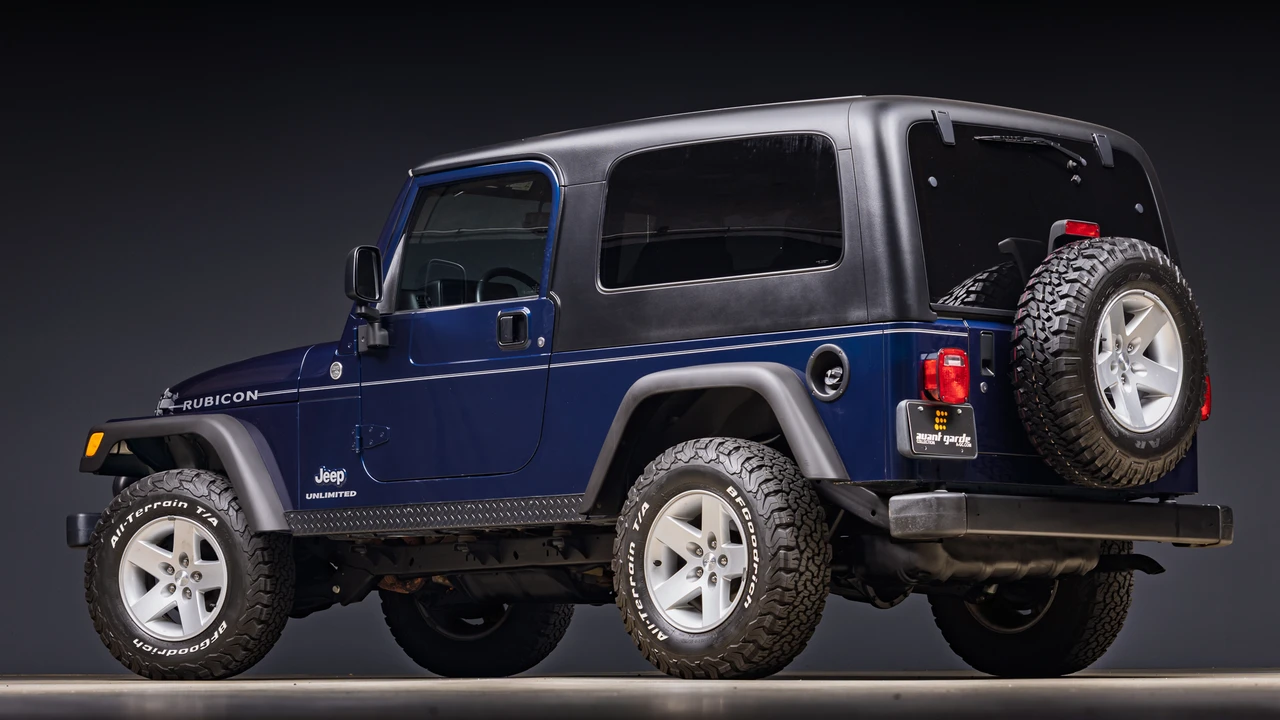 2005 Jeep TJ Wrangler - Image 17 of 31