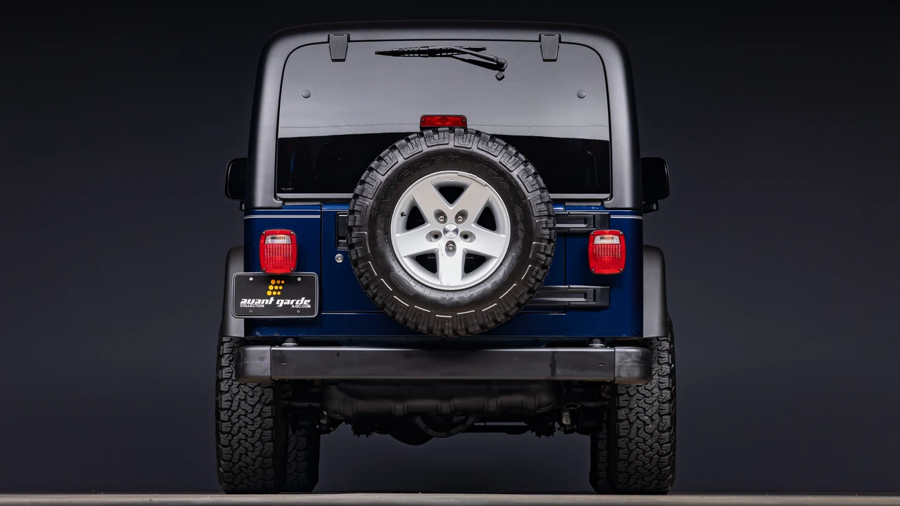 2005 Jeep TJ Wrangler - Image 20 of 31