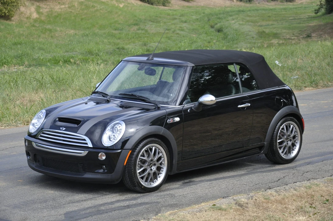 2005 Mini Mini Cooper S 1st Gen - Image 13 of 31