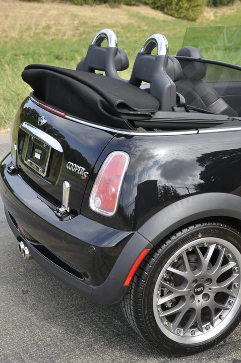 2005 Mini Mini Cooper S 1st Gen - Image 24 of 31