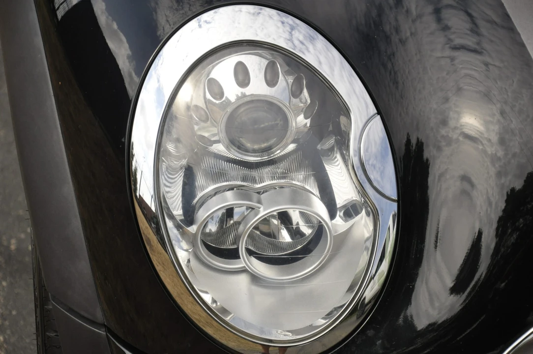 2005 Mini Mini Cooper S 1st Gen - Image 22 of 31