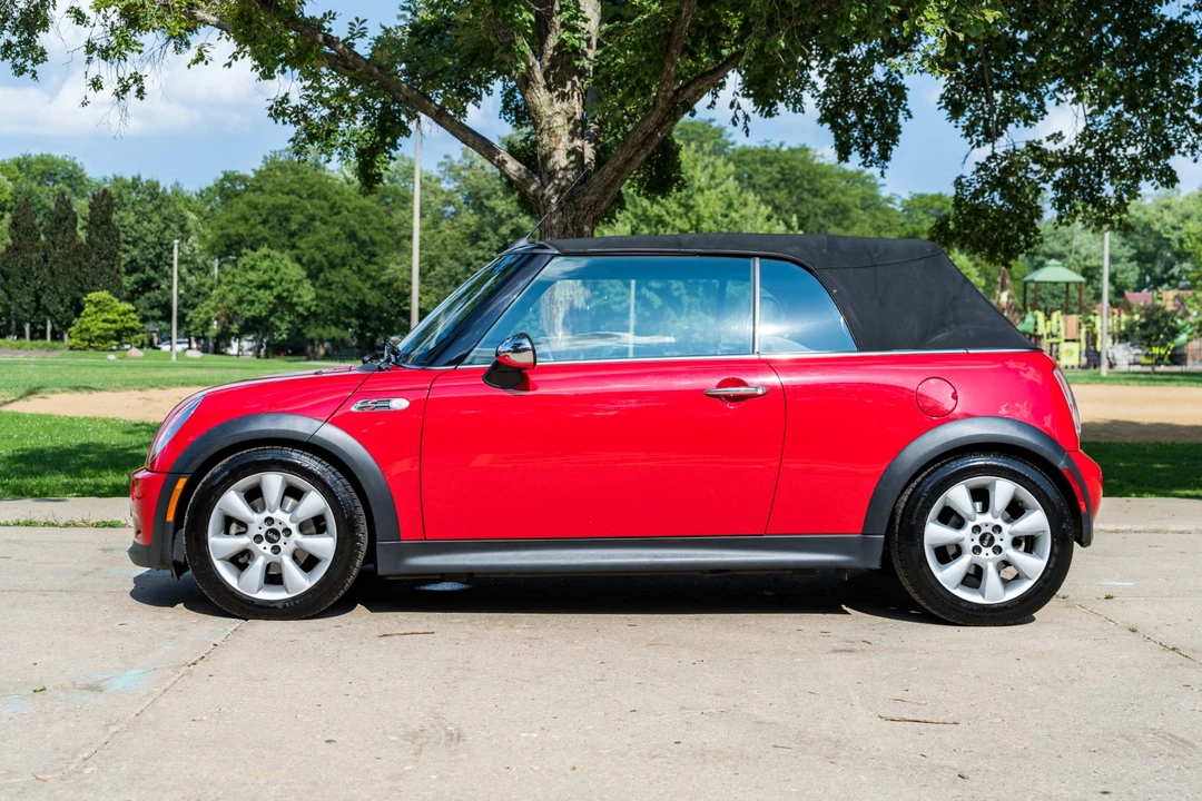 2005 Mini Mini Cooper S 1st Gen - Image 15 of 31