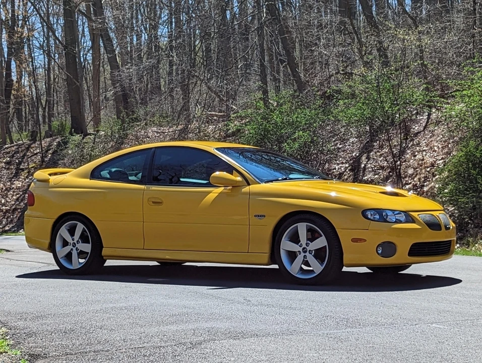 2005 Pontiac GTO 4th Gen - Image 18 of 31