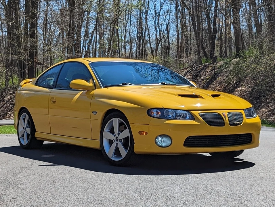 2005 Pontiac GTO 4th Gen - Image 13 of 31