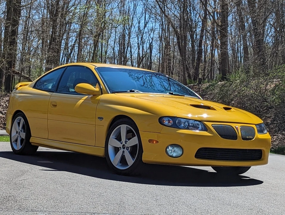 2005 Pontiac GTO 4th Gen - Image 14 of 31