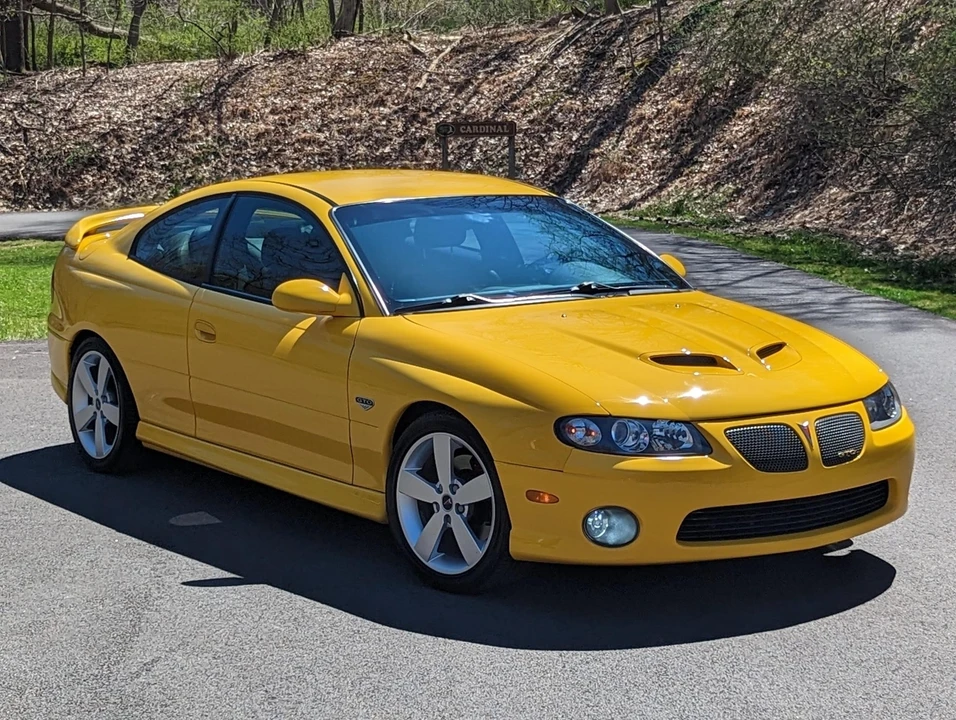 2005 Pontiac GTO 4th Gen - Image 10 of 31