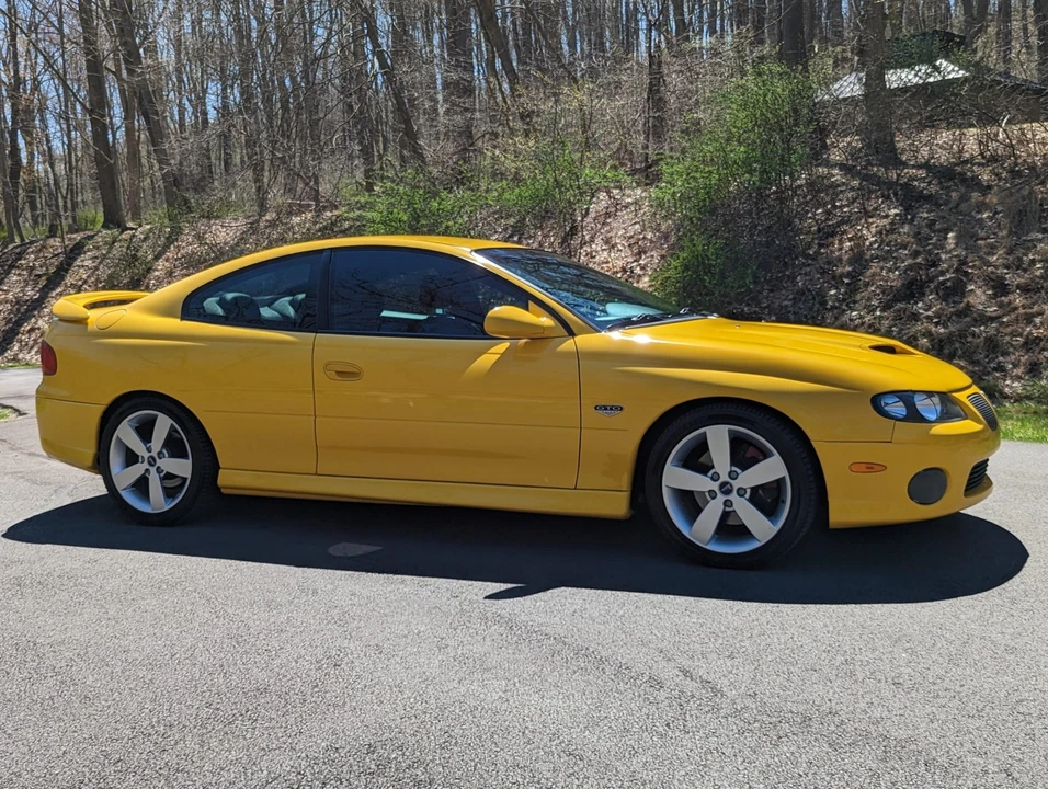 2005 Pontiac GTO 4th Gen - Image 21 of 31
