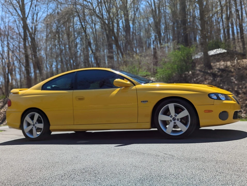 2005 Pontiac GTO 4th Gen - Image 22 of 31