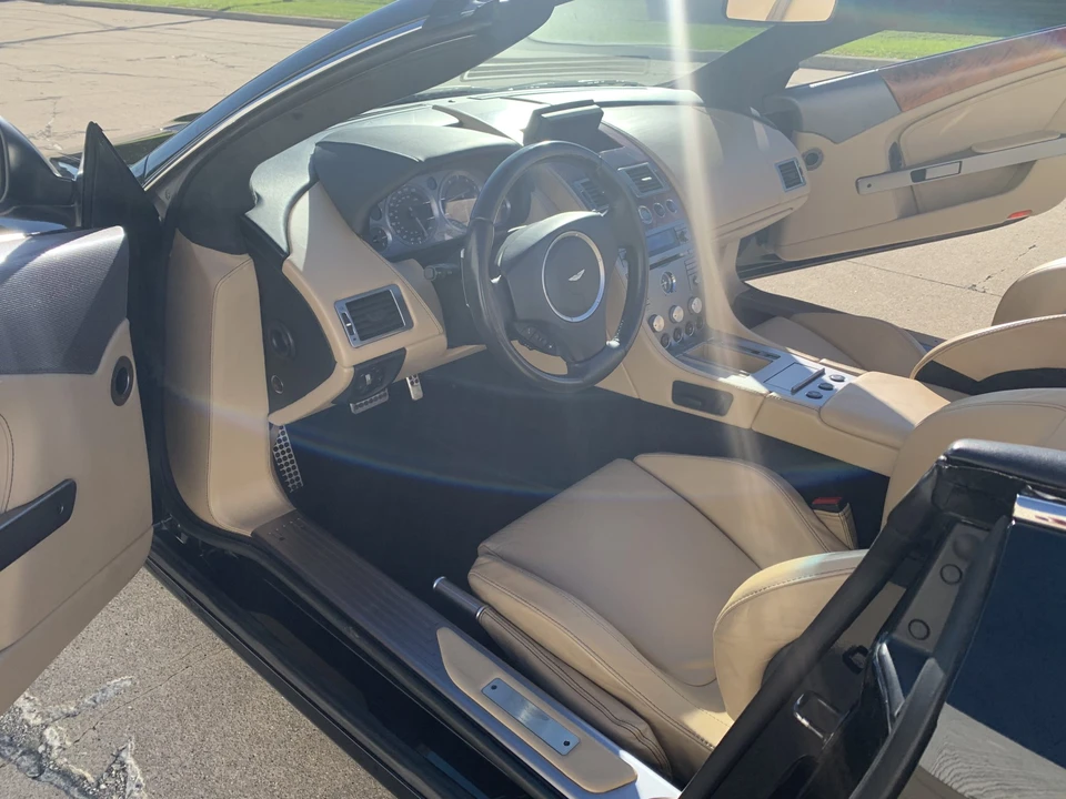 2006 Aston Martin DB9 - Image 28 of 31