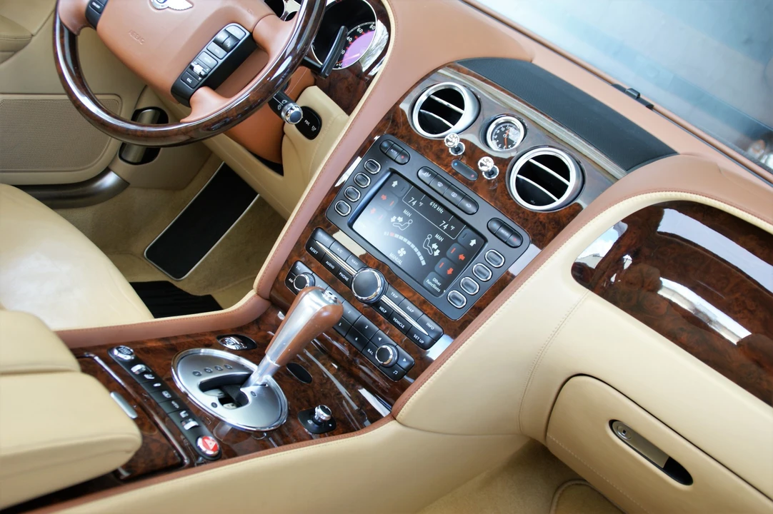 2006 Bentley Continental Flying Spur - Image 24 of 31