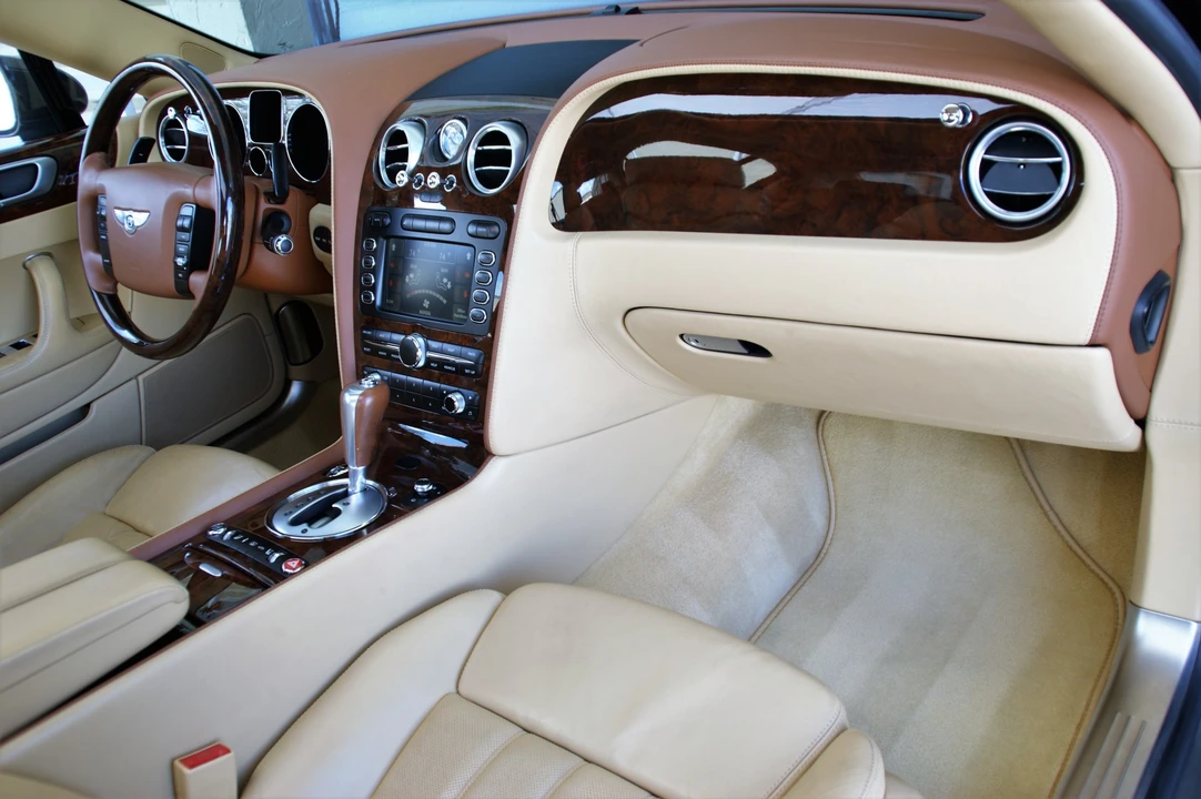 2006 Bentley Continental Flying Spur - Image 22 of 31