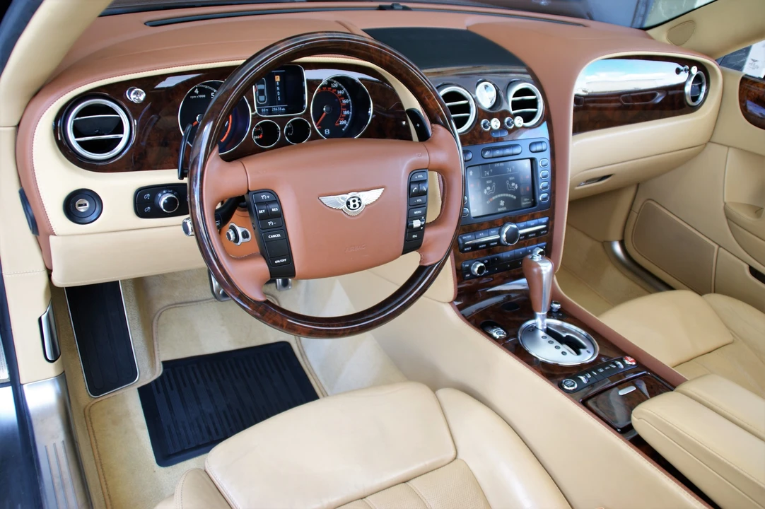 2006 Bentley Continental Flying Spur - Image 18 of 31