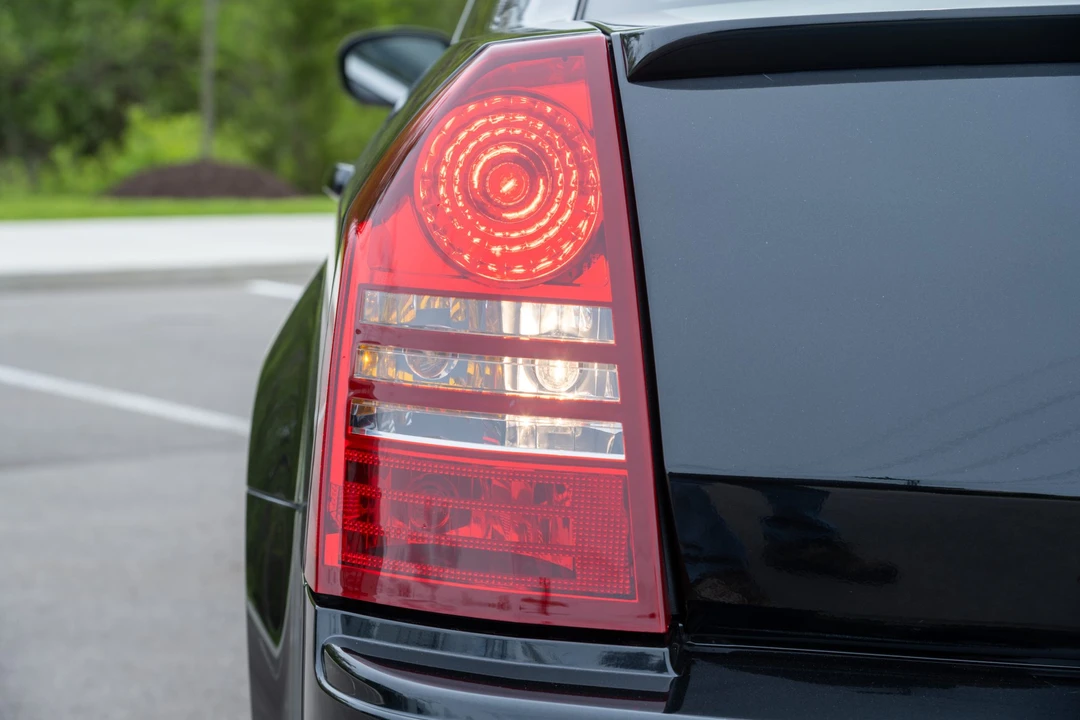 2006 Chrysler 300 (2005-2023) - Image 26 of 31