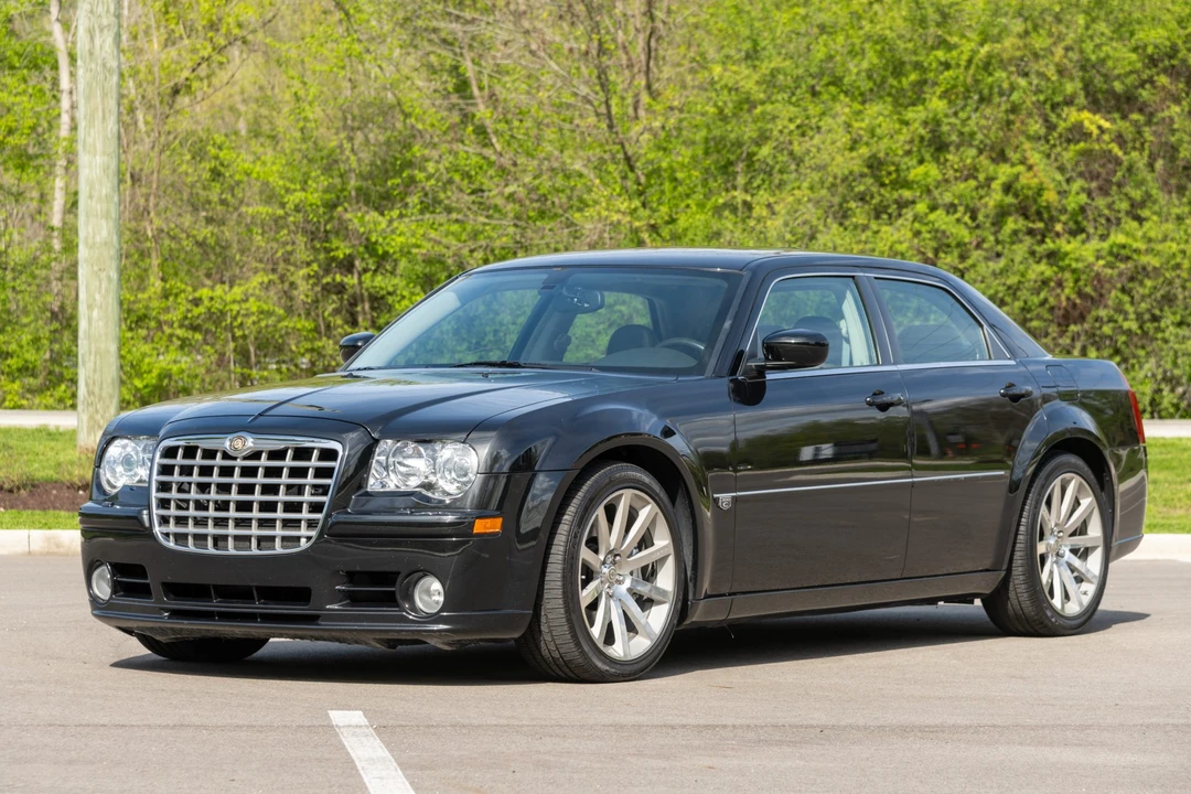 2006 Chrysler 300 (2005-2023) - Image 2 of 31