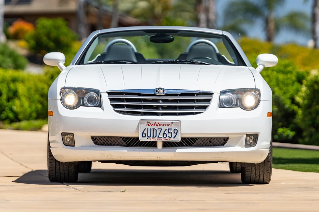 2006 Chrysler Crossfire - Image 8 of 31