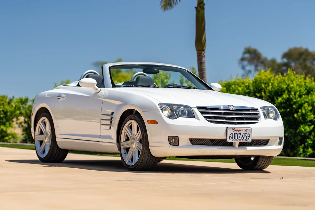 2006 Chrysler Crossfire - Image 7 of 31