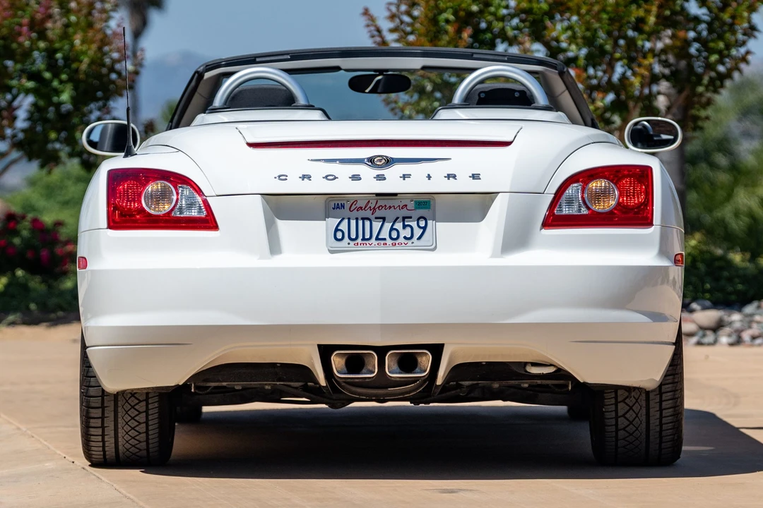 2006 Chrysler Crossfire - Image 4 of 31