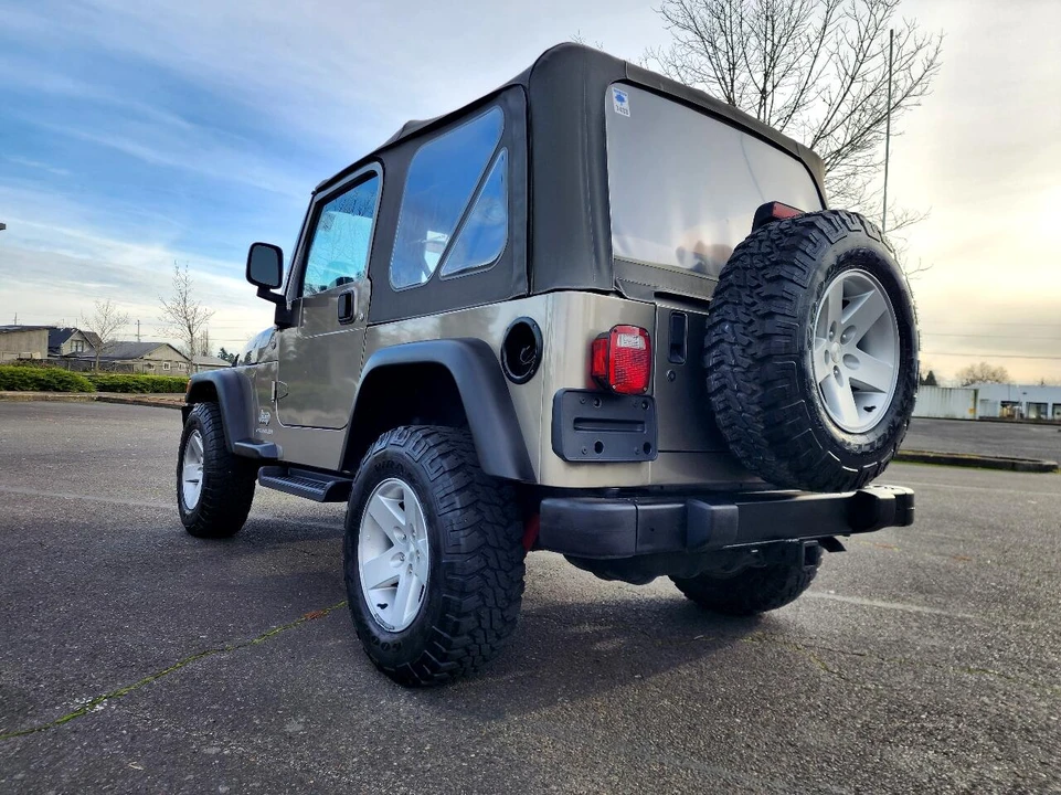 2006 Jeep TJ Wrangler - Image 17 of 31