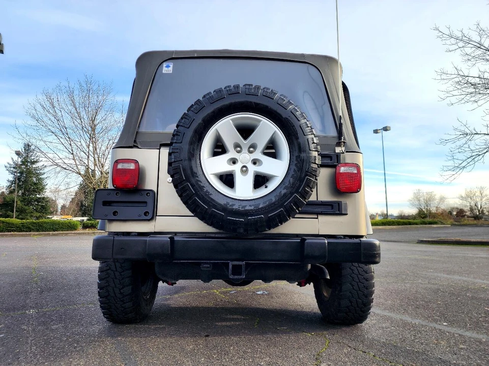 2006 Jeep TJ Wrangler - Image 16 of 31