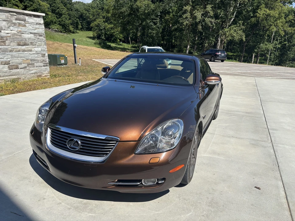2006 Lexus SC430 - Image 2 of 31