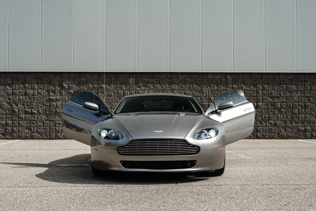 2007 Aston Martin V8 Vantage (2006-2017) - Image 5 of 31